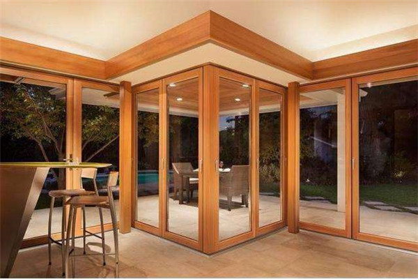 中国铝木门窗十大品牌